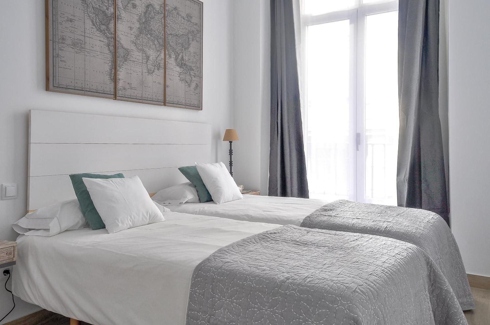 Apartamento En Puerta Del Sol 2A Madrid Luaran gambar